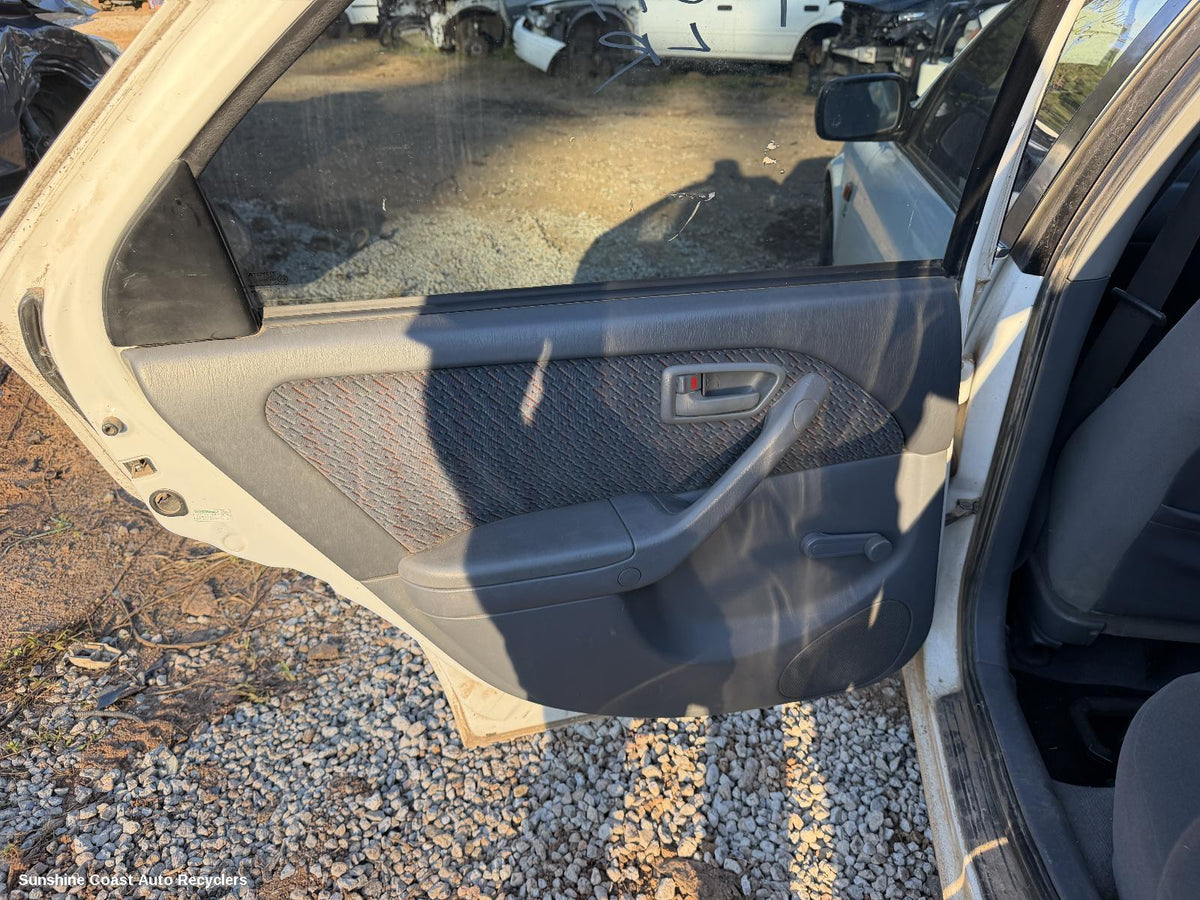 1997-2002 Toyota Camry Door Handle