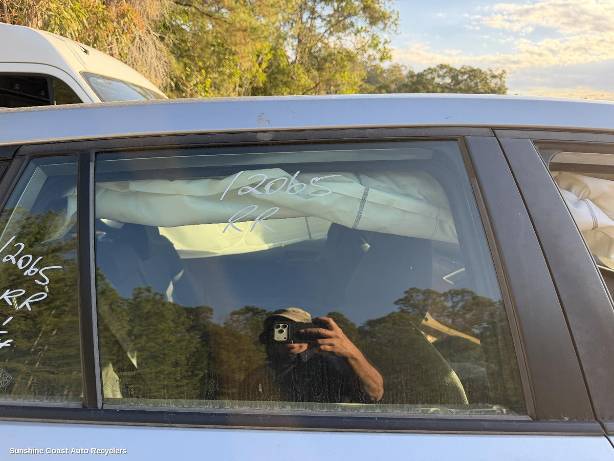 2022-2026 Toyota Corolla Cross Right Rear Door Window