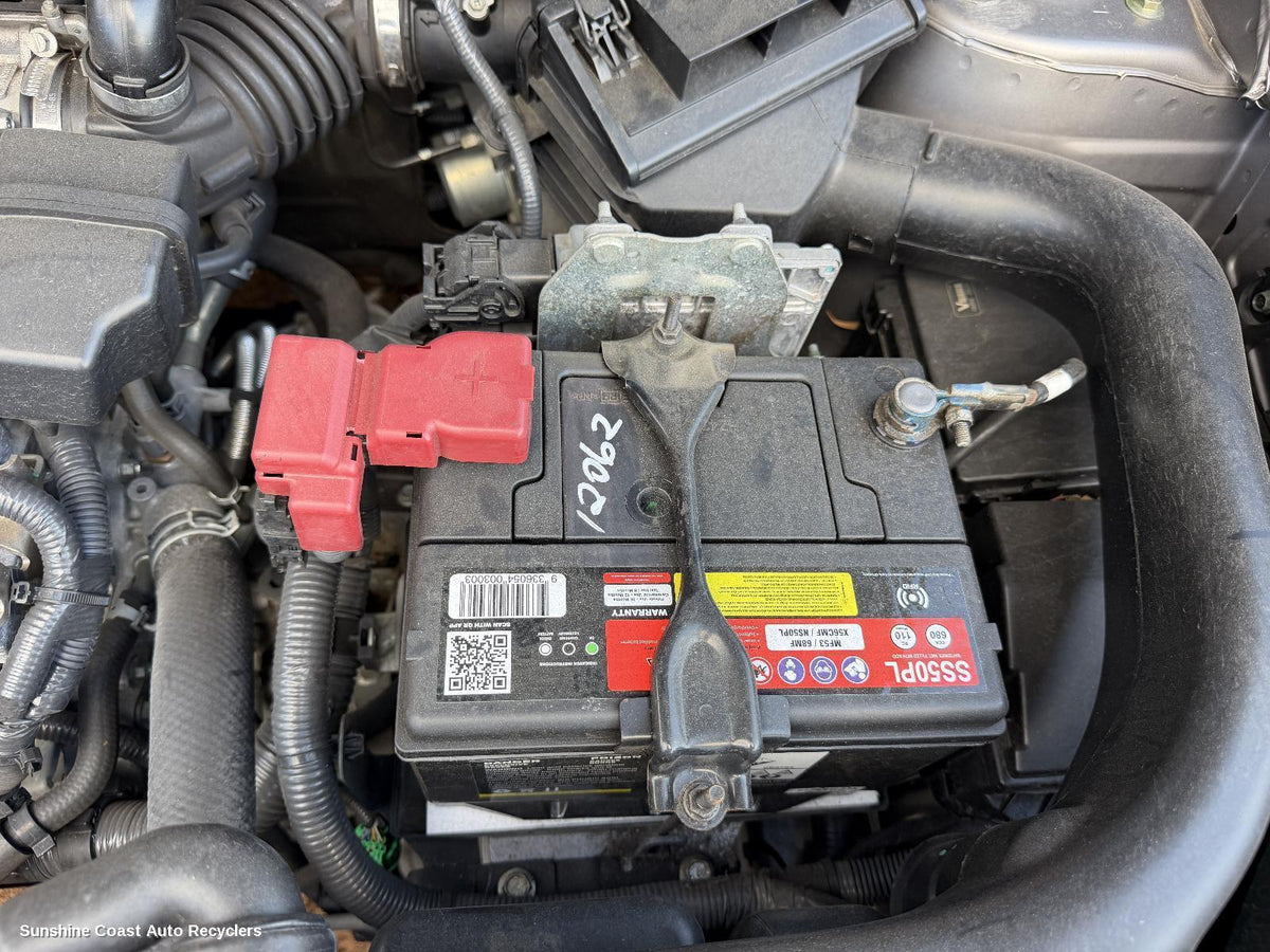 2007-2014 Nissan Xtrail Battery Terminal