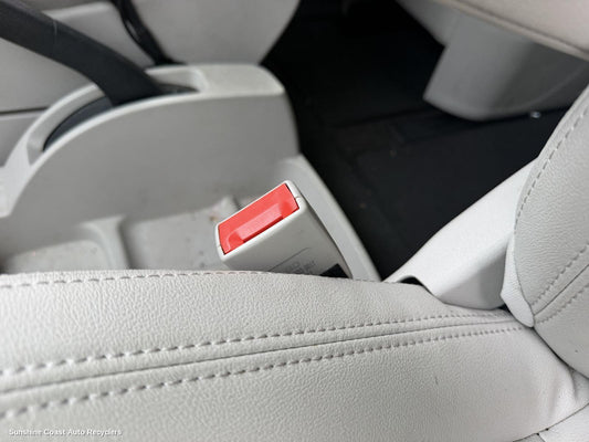 2015-2025 Ldv G10 Seatbelt Stalk