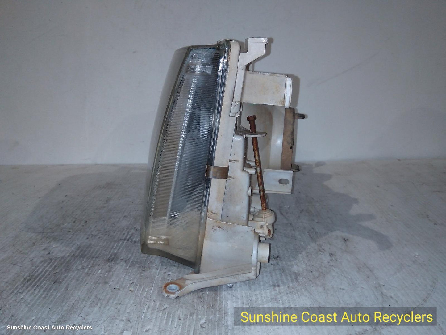 1998 Toyota Prado Left Headlamp