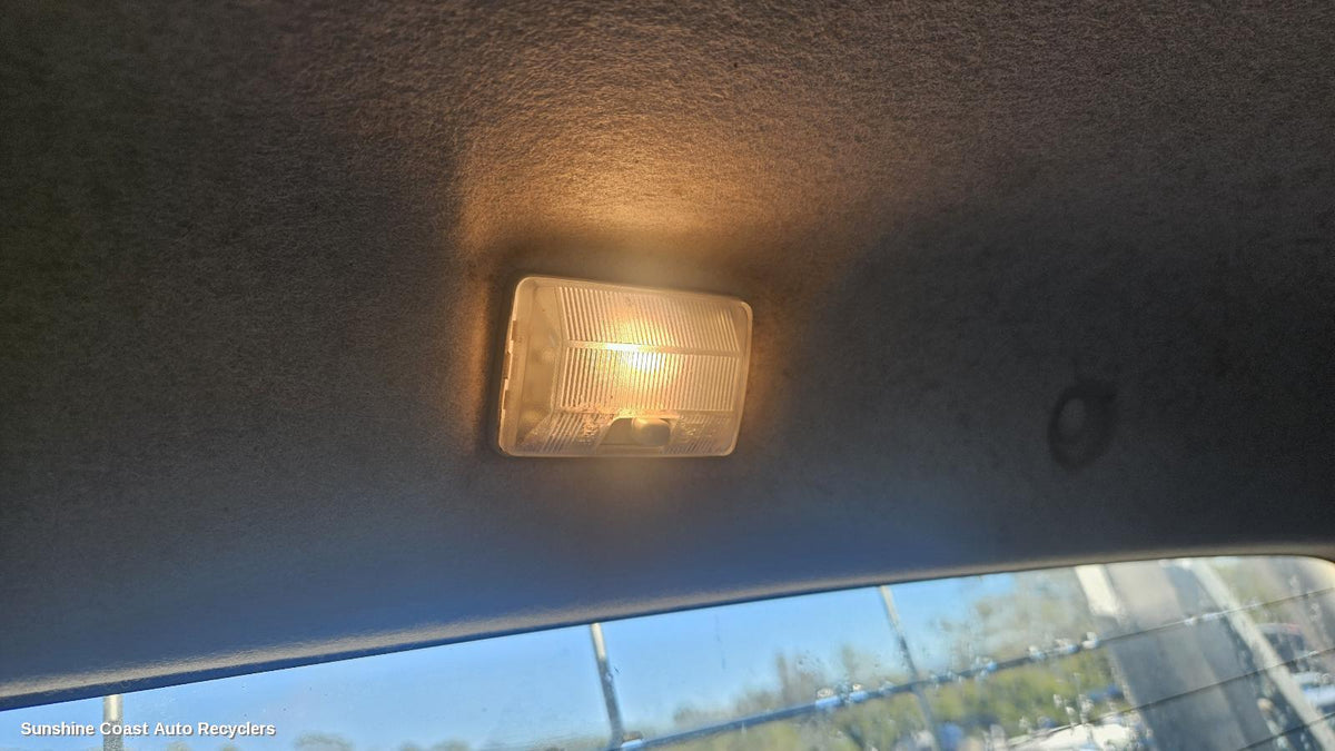 2009-2015 Mitsubishi Triton Courtesy Light