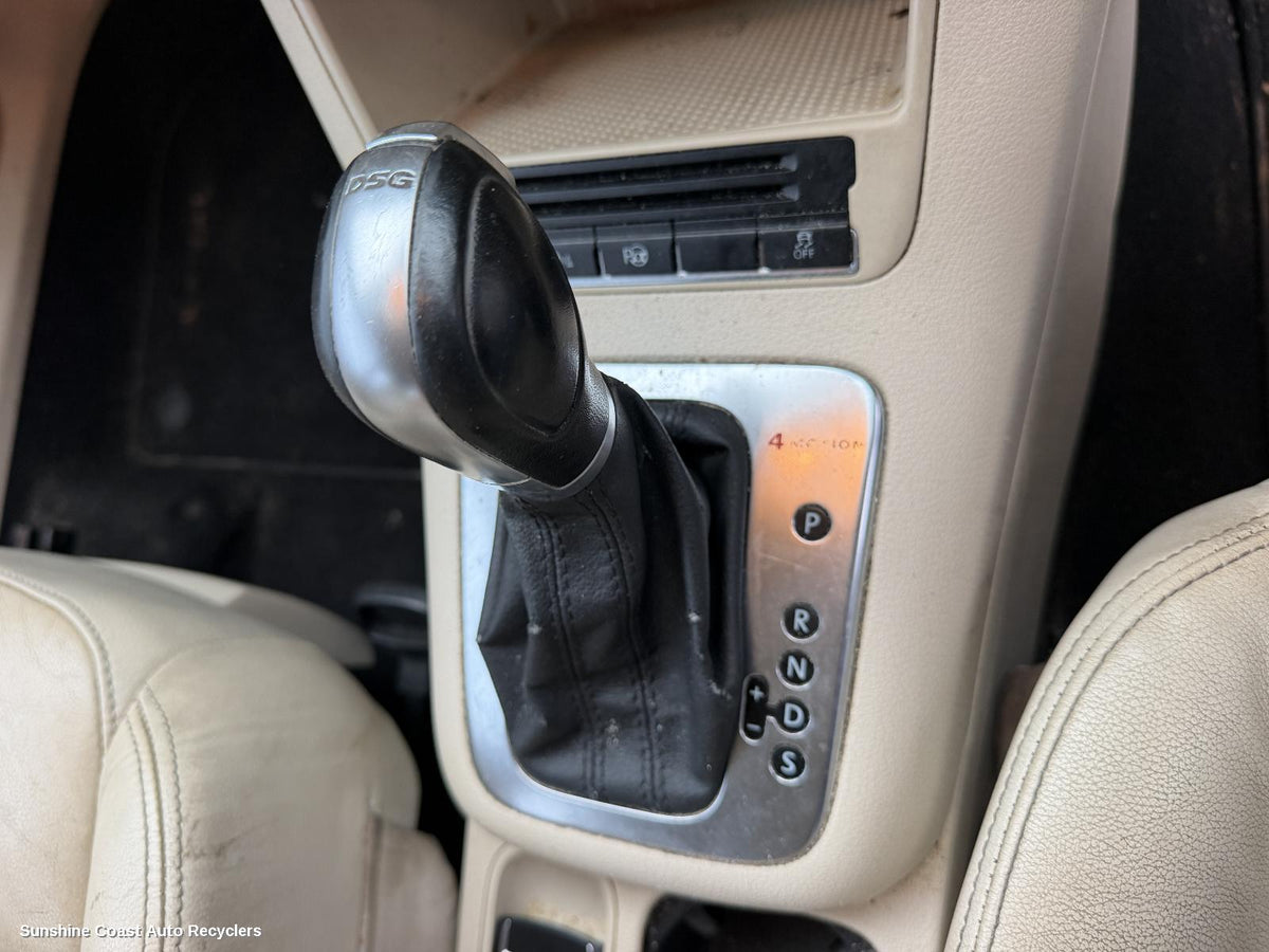 2008-2016 Volkswagen Tiguan Gear Stick Shifter