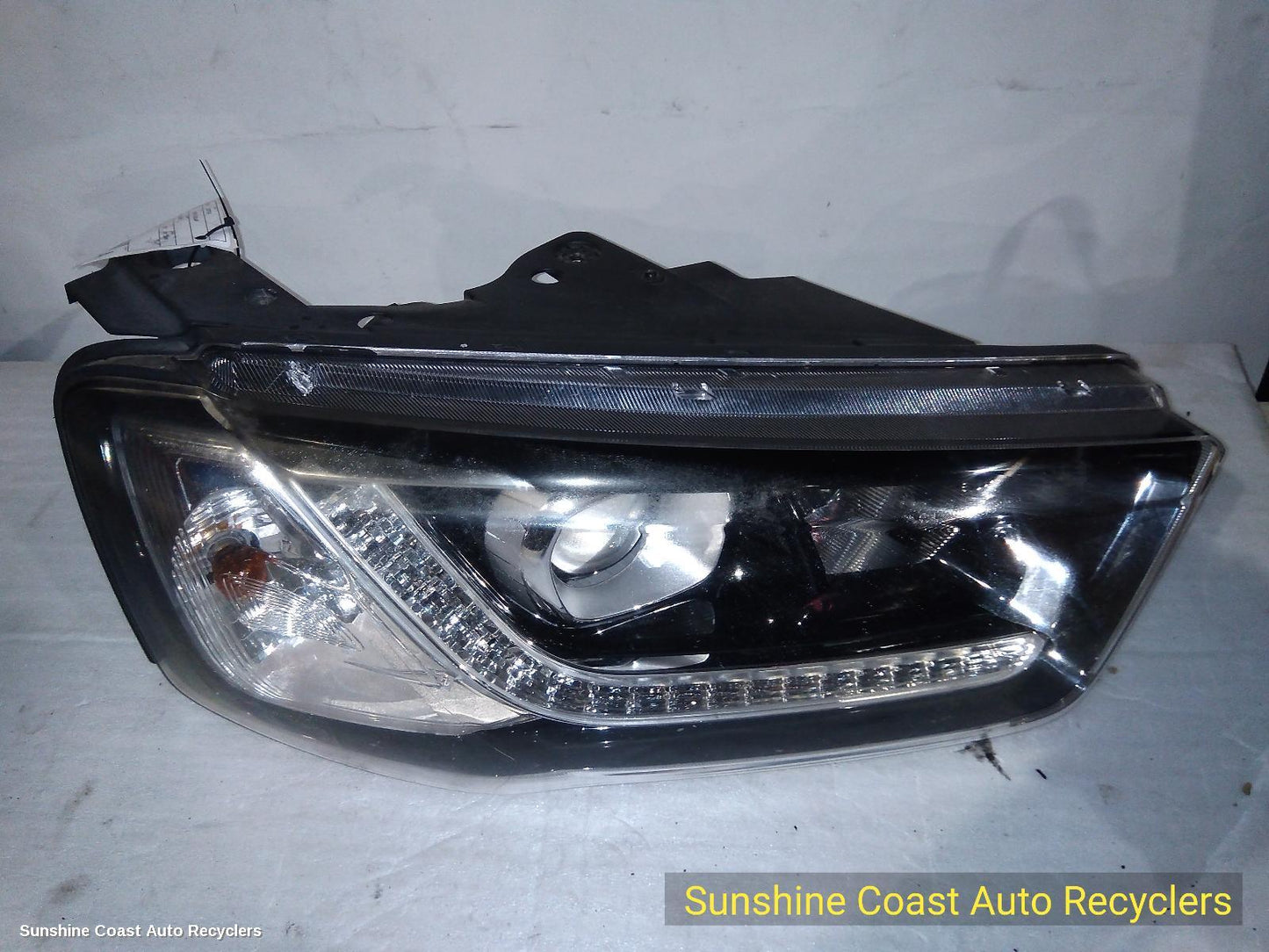 2015-2018 Holden Captiva Right Headlamp