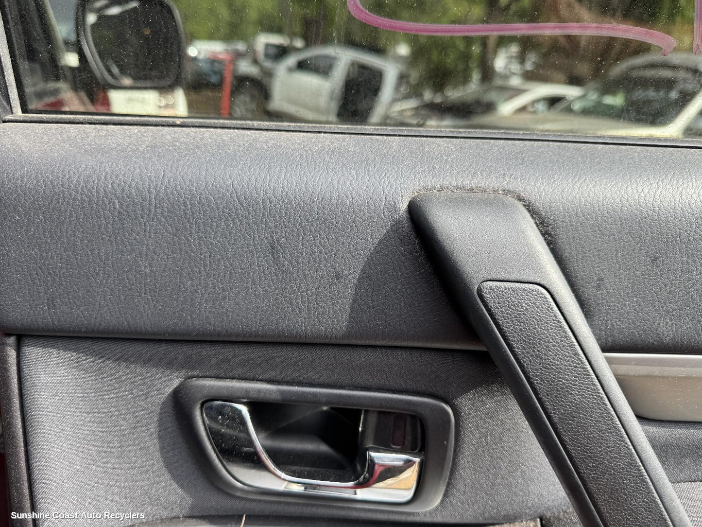 2009 Mitsubishi Pajero Door Handle