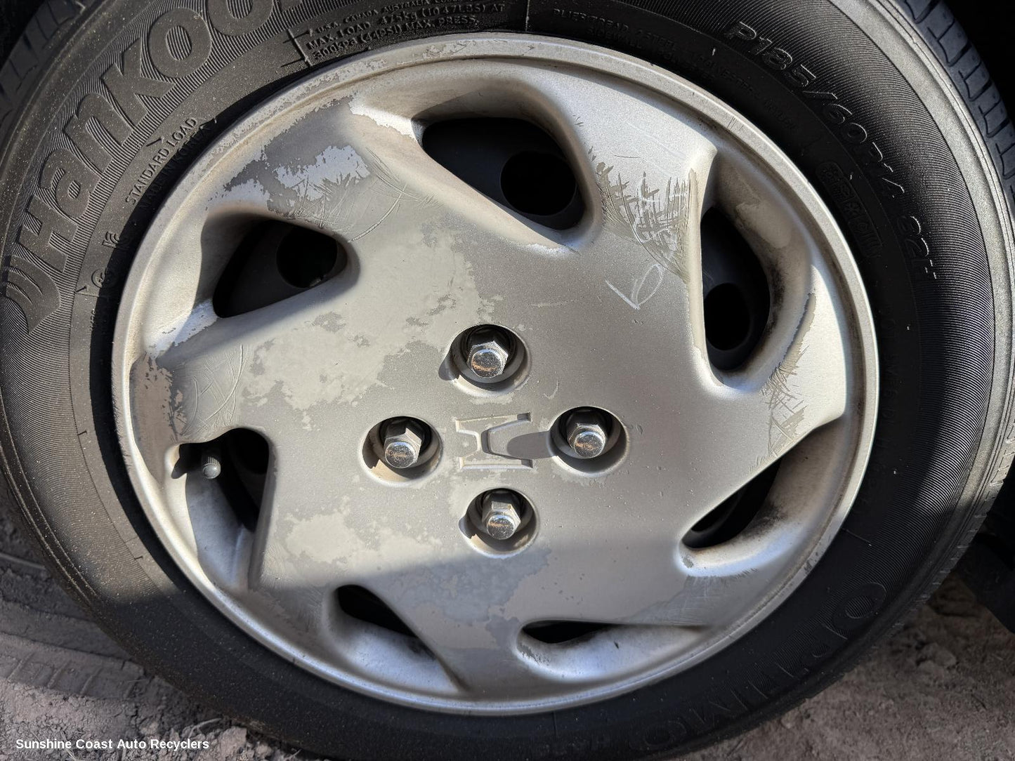 1995 Honda Civic Wheel Cover Hub Cap