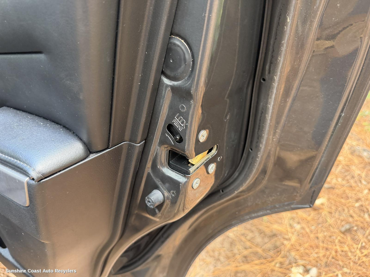 2006-2012 Mazda Cx7 Door Boot Gate Lock