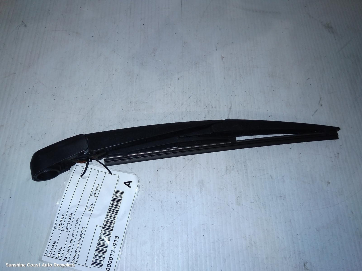 2016 Hyundai Accent Wiper Arm