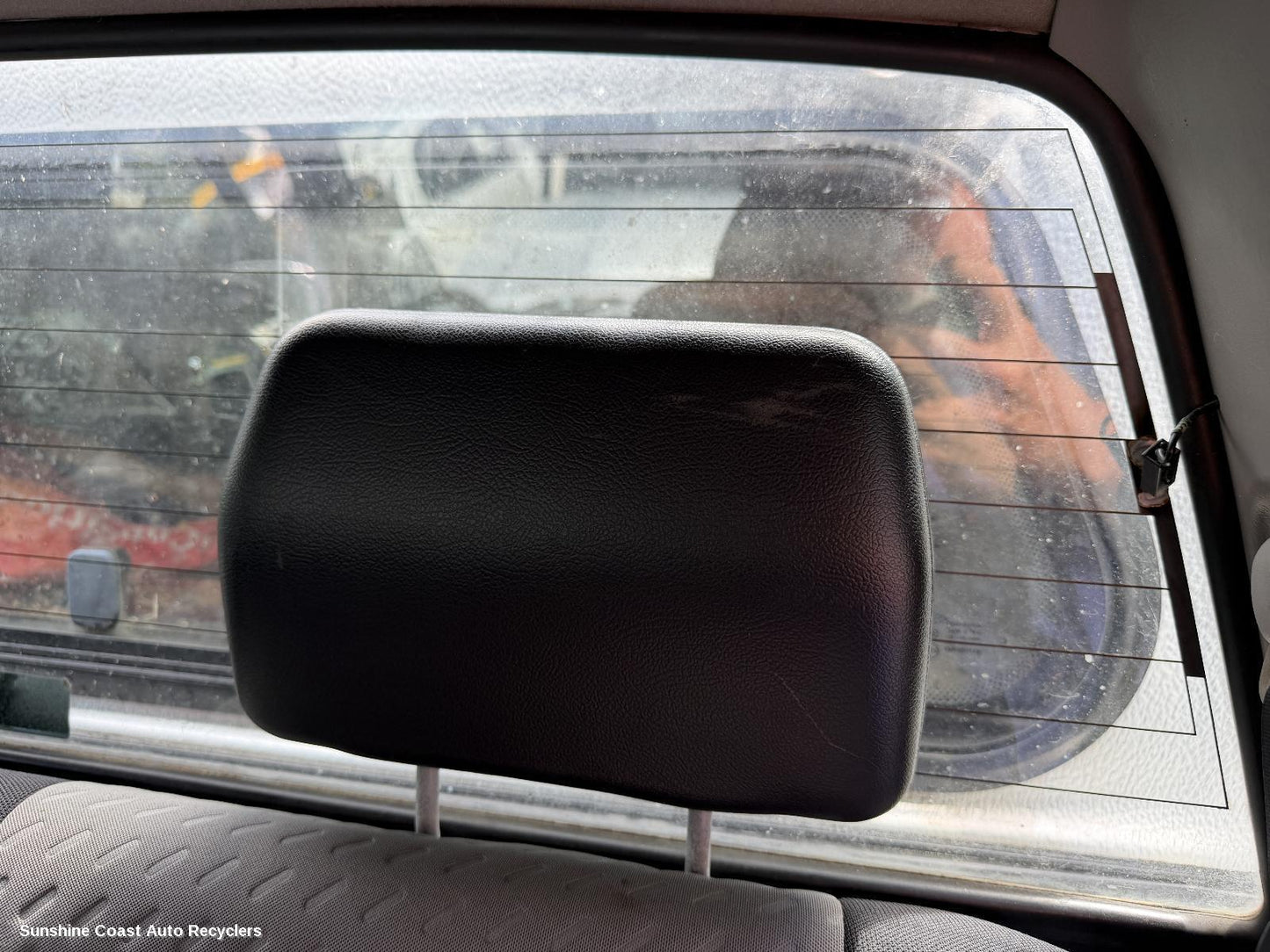 2001-2015 Nissan Navara Headrest