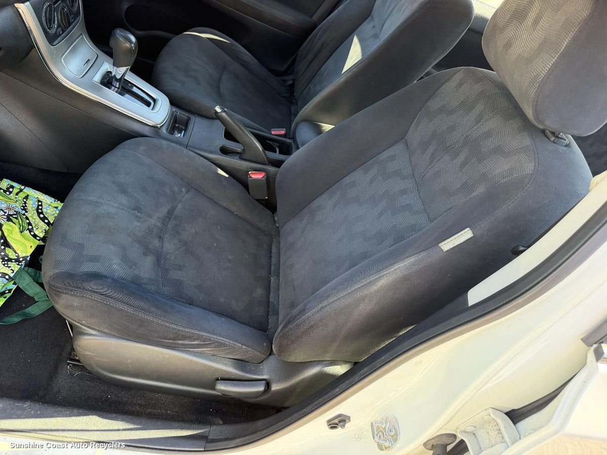 2012-2017 Nissan Pulsar Seatbelt Stalk