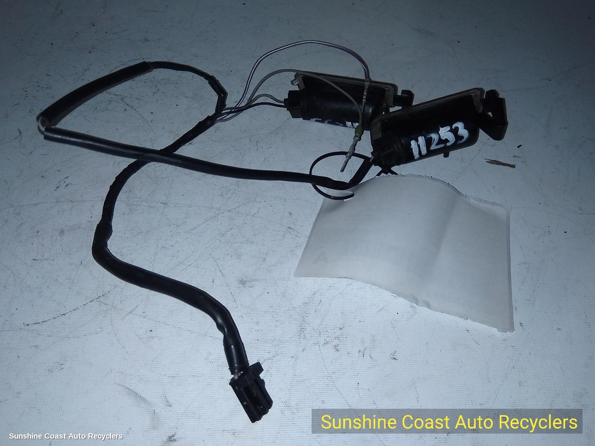 2013-2017 Holden Commodore Number Plate Lamp