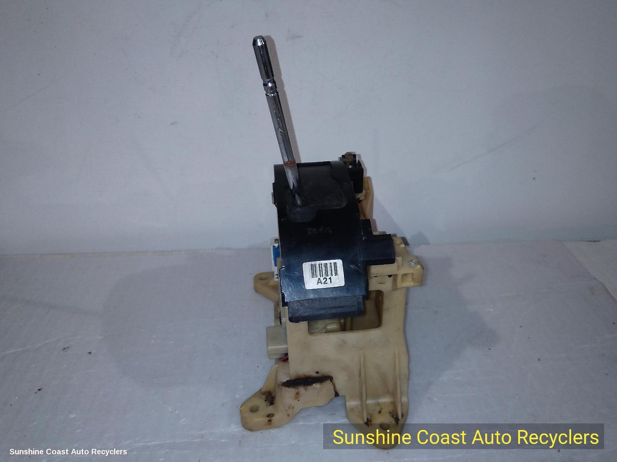 2005-2012 Hyundai Santa Fe Gear Stick Shifter