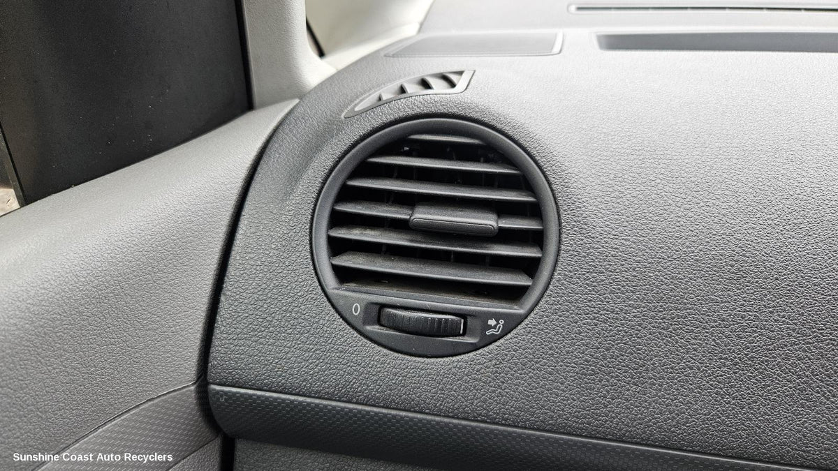 2005-2010 Volkswagen Caddy Misc