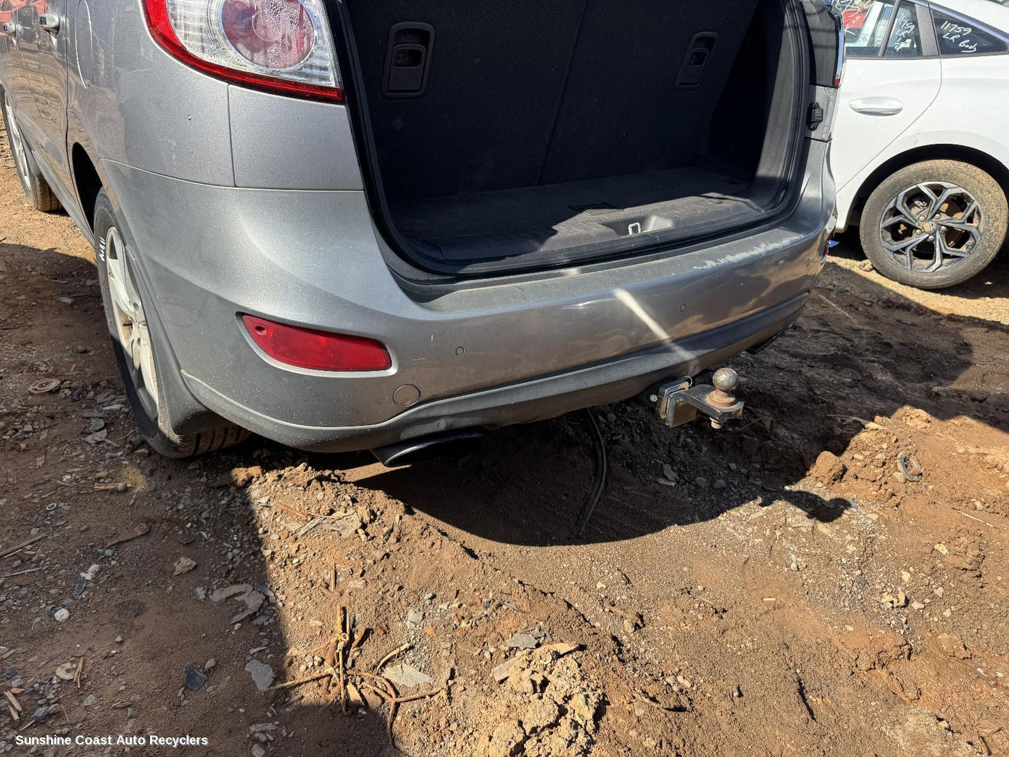 2009 Hyundai Santa Fe Rear Bumper