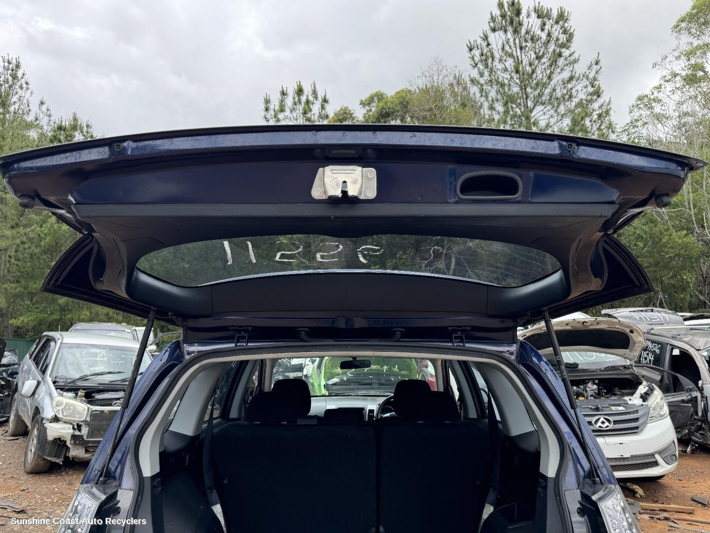 2012 Mitsubishi Outlander Hatch Strut