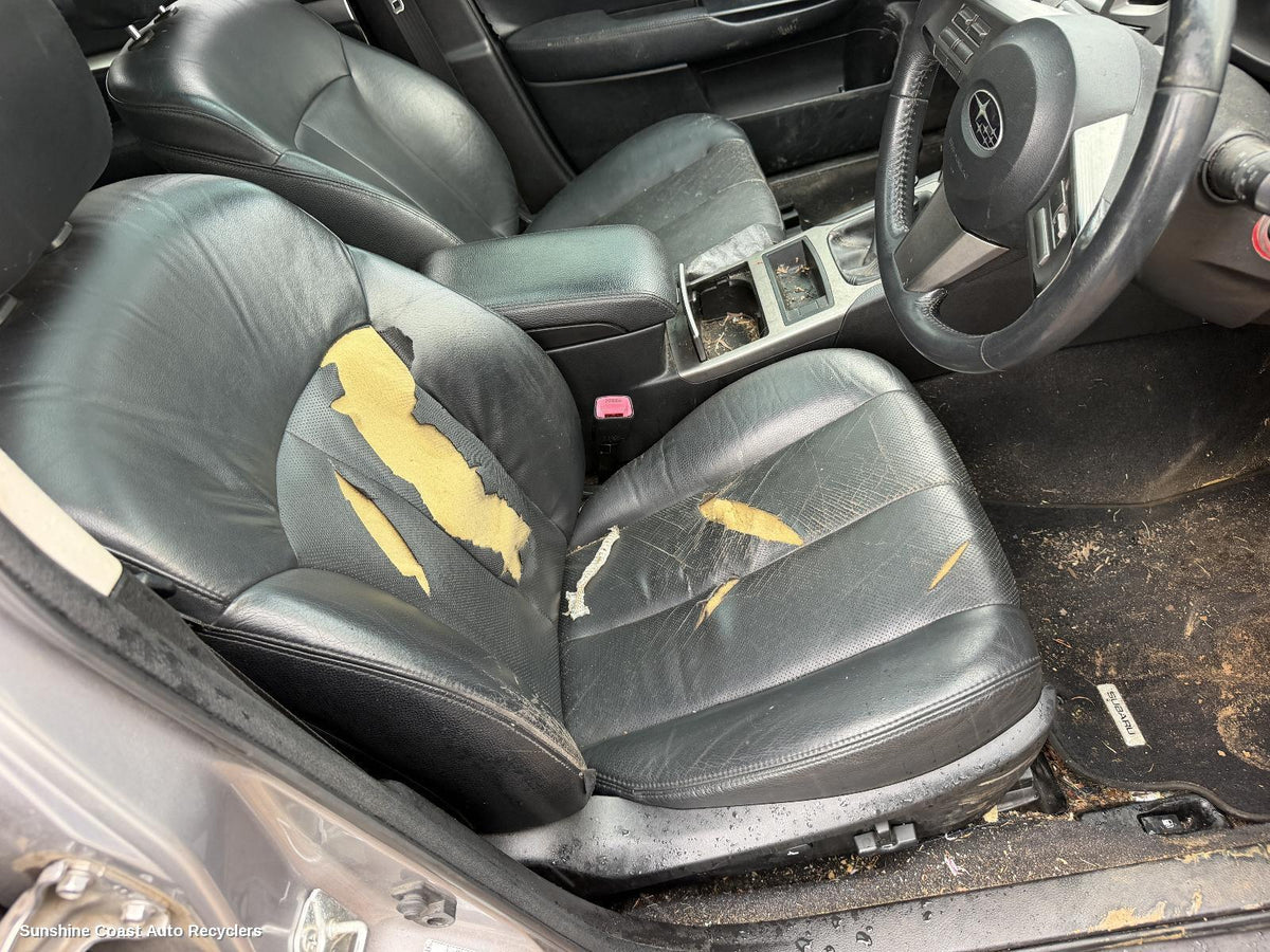 2009-2014 Subaru Outback Front Seat
