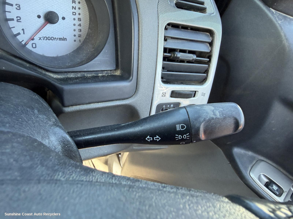 2000-2006 Mitsubishi Pajero Combination Switch