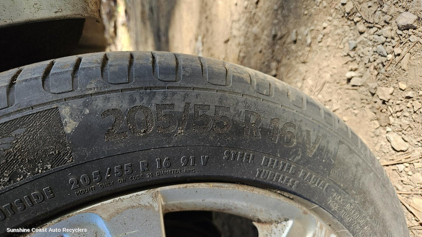 2004-2008 Ford Fiesta Tyre