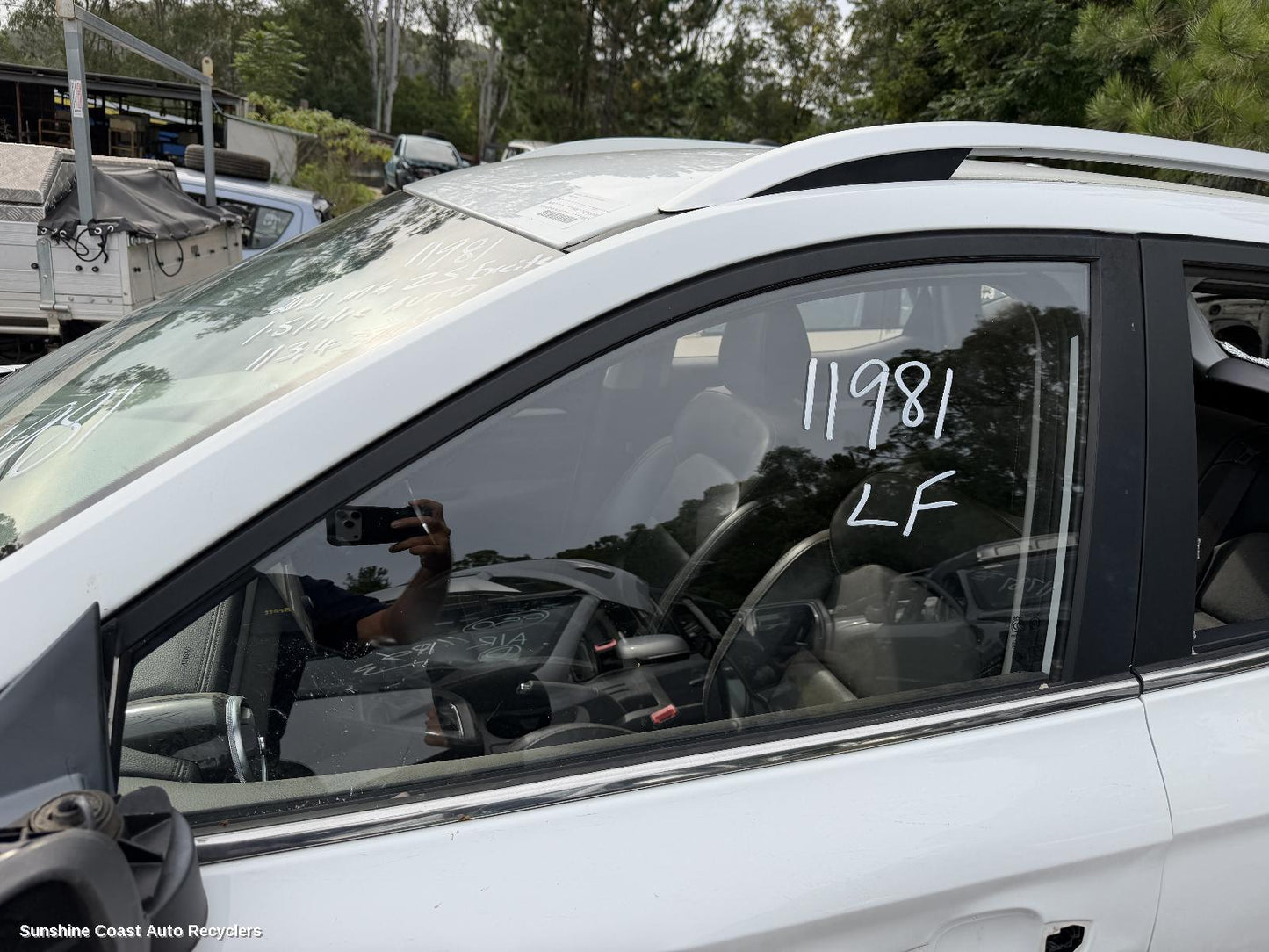 2017-2025 Mg Zs Left Front Door Window