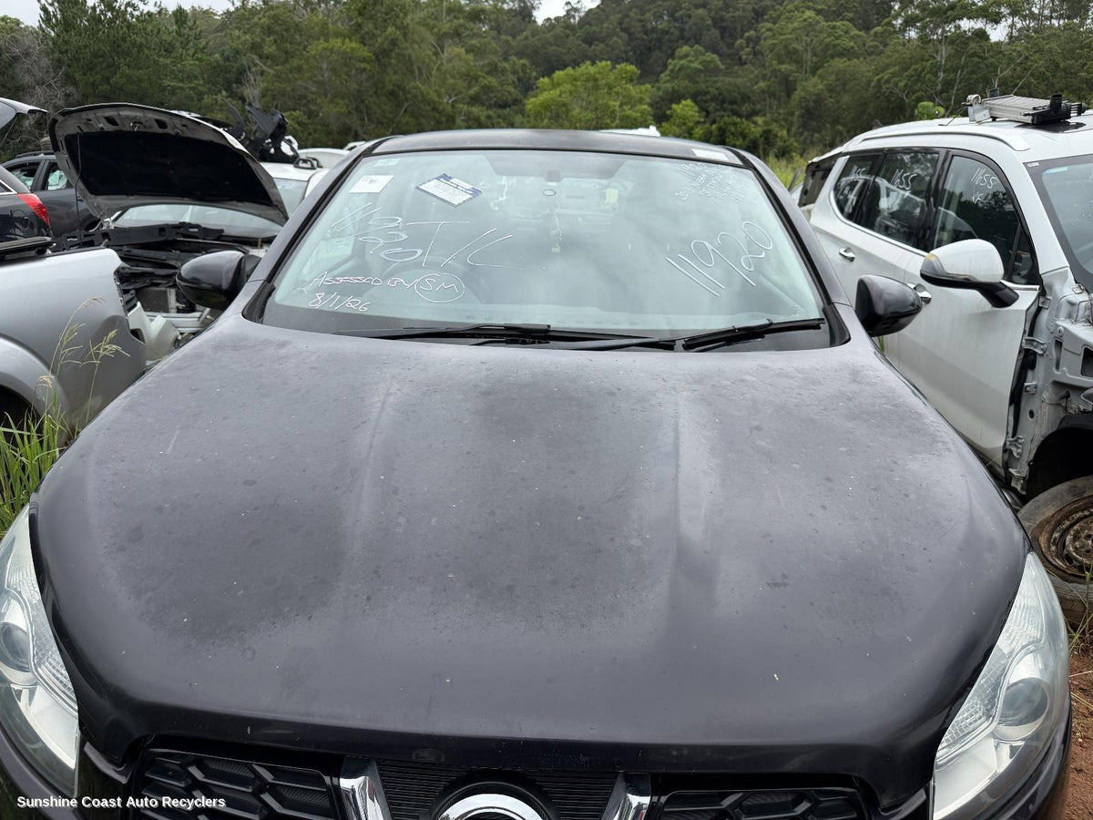 2010-2014 Nissan Dualis Bonnet