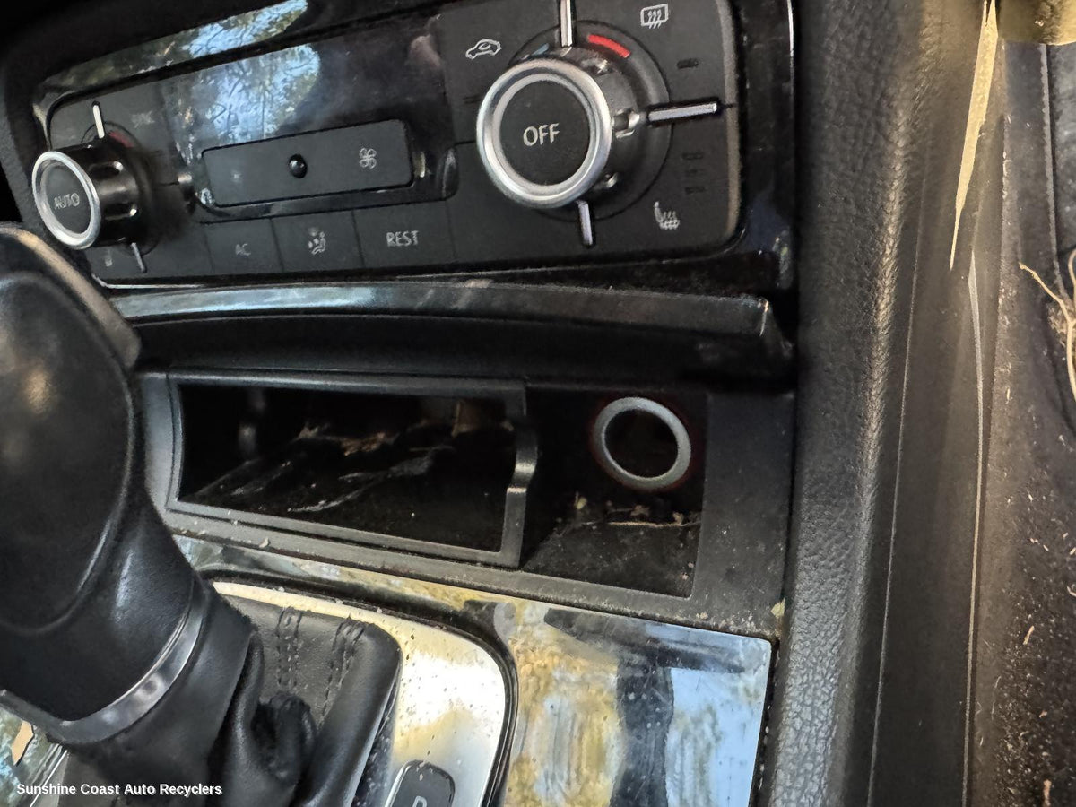 2010-2018 Volkswagen Touareg Ashtray