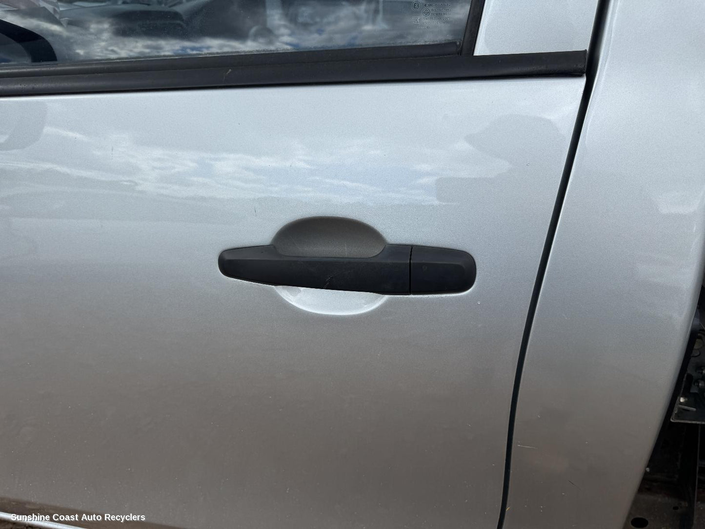 2016 Mitsubishi Triton Door Handle