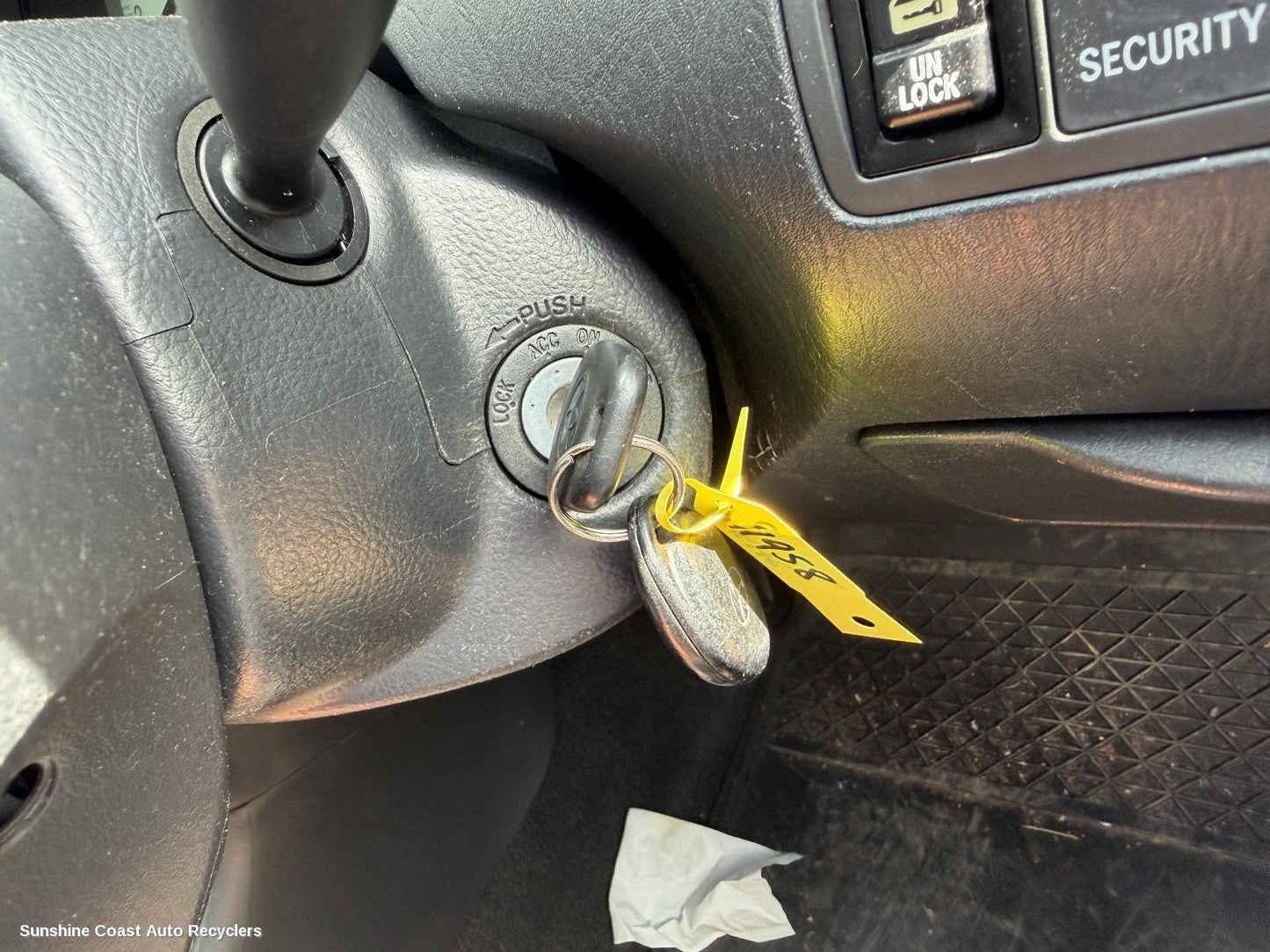 2001-2007 Toyota Corolla Ignition W  Key