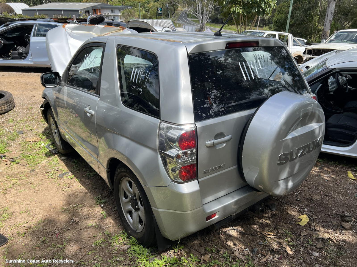 2005-2018 Suzuki Vitara Headrest