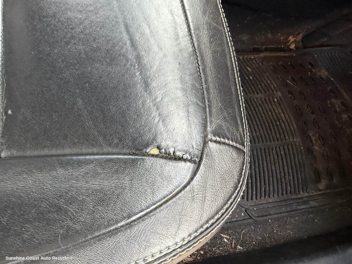 2007-2014 Nissan Dualis Front Seat