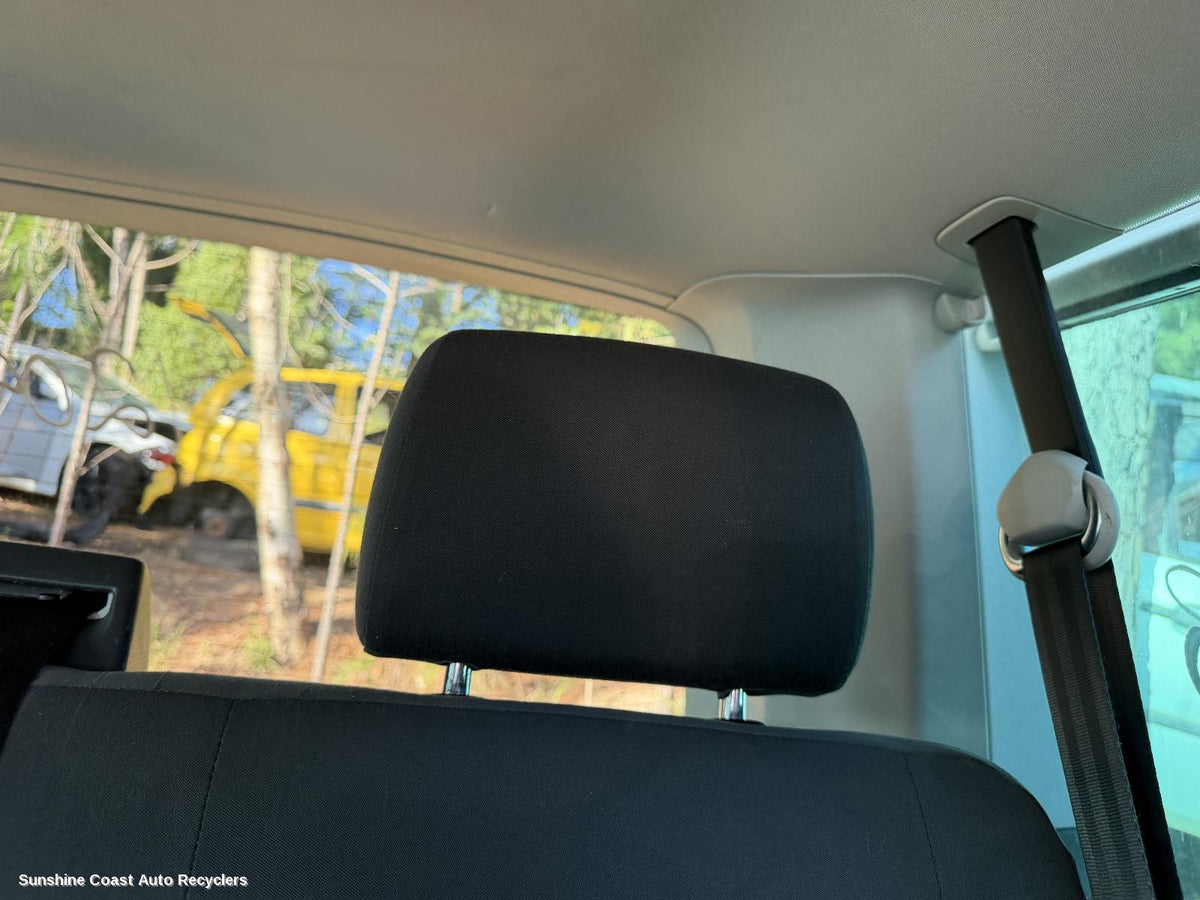 2004-2010 Volkswagen Transporter Headrest