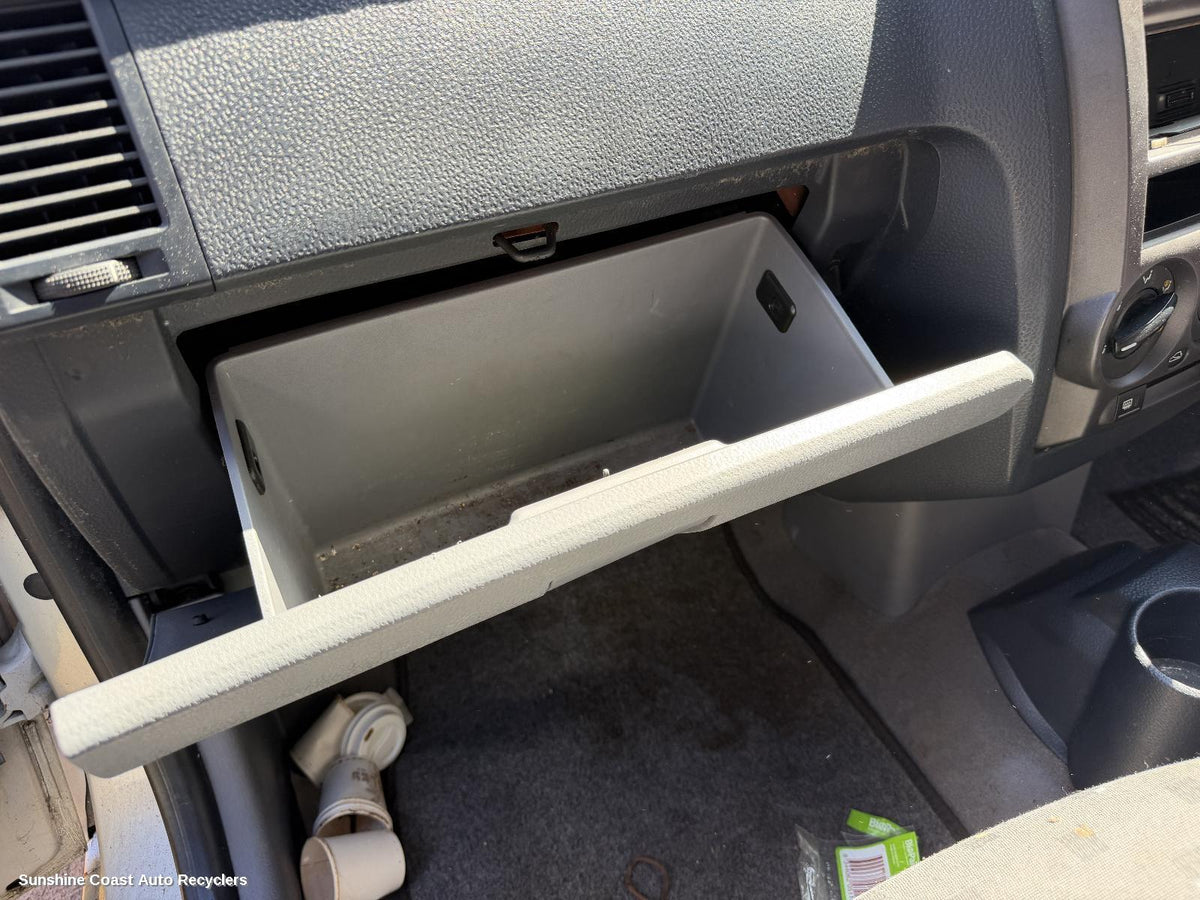 2002-2005 Hyundai Getz Glove Box