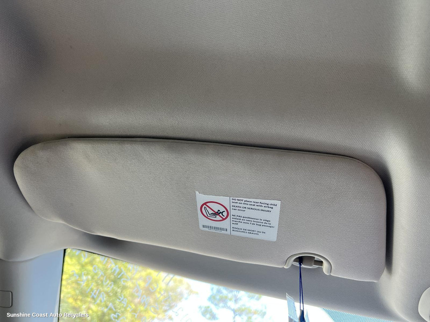 2012 Jeep Patriot Sunvisor
