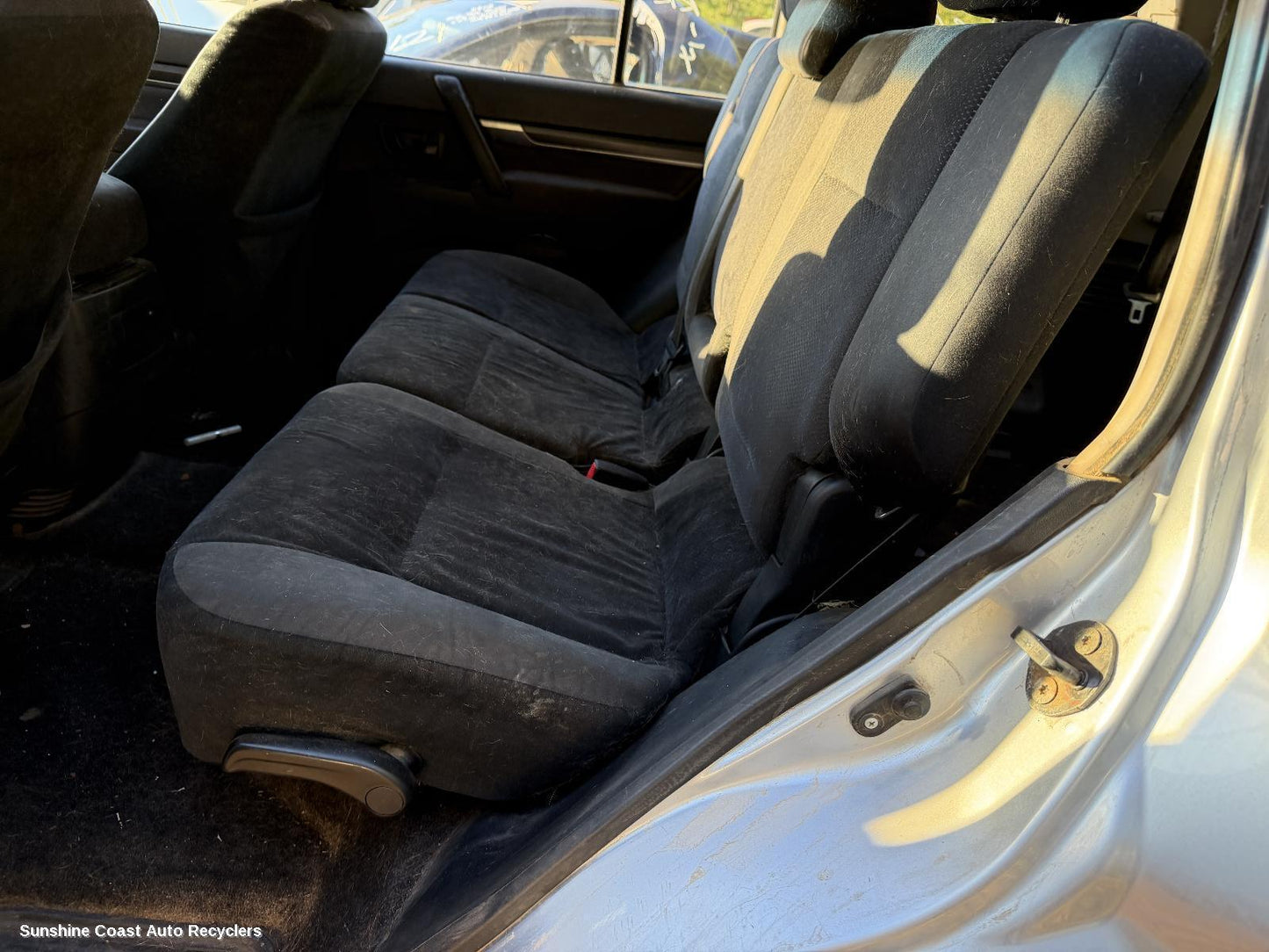 2006-2014 Mitsubishi Pajero 2nd Seat  Rear Seat