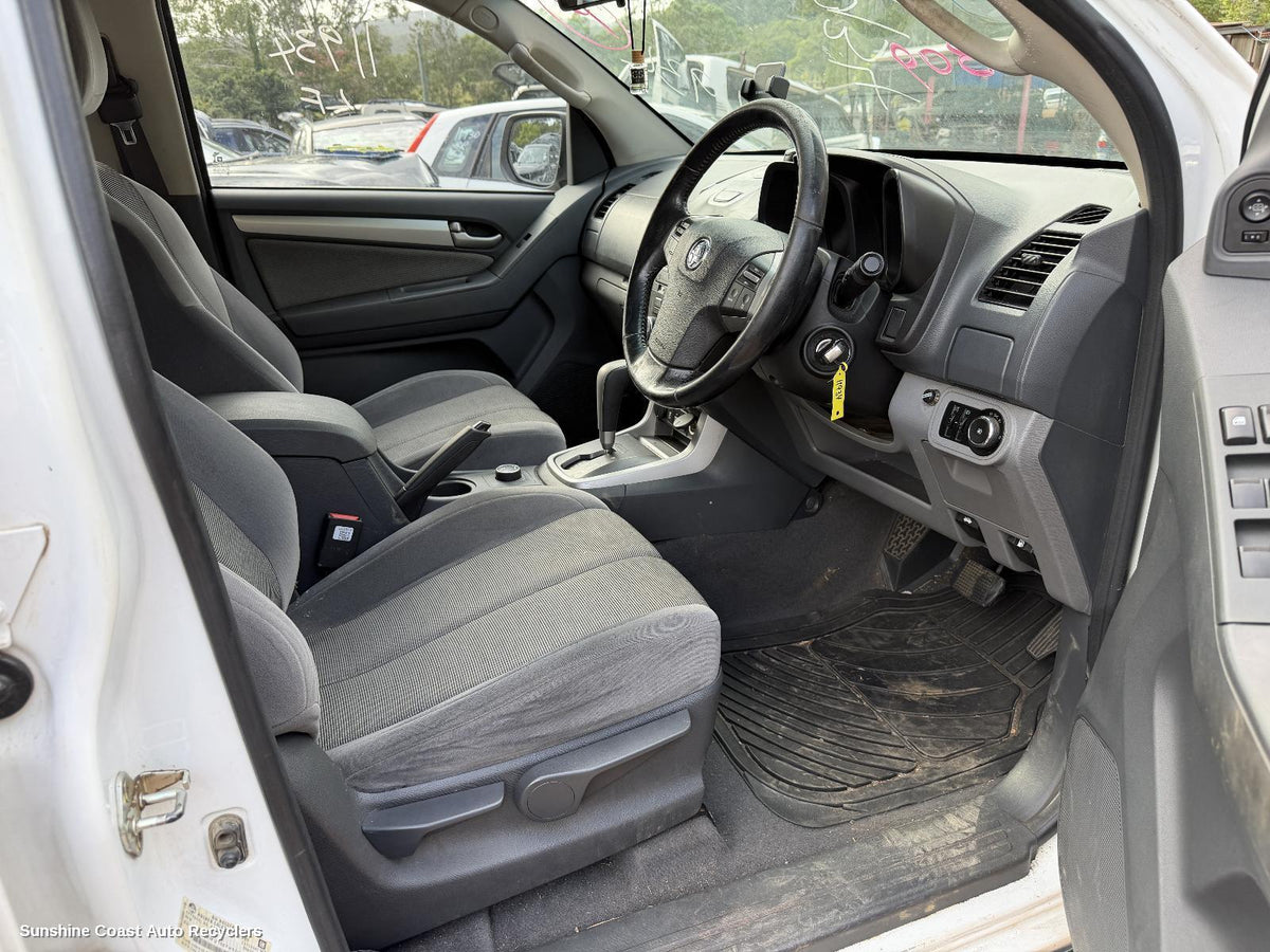 2012-2016 Holden Colorado Courtesy Light