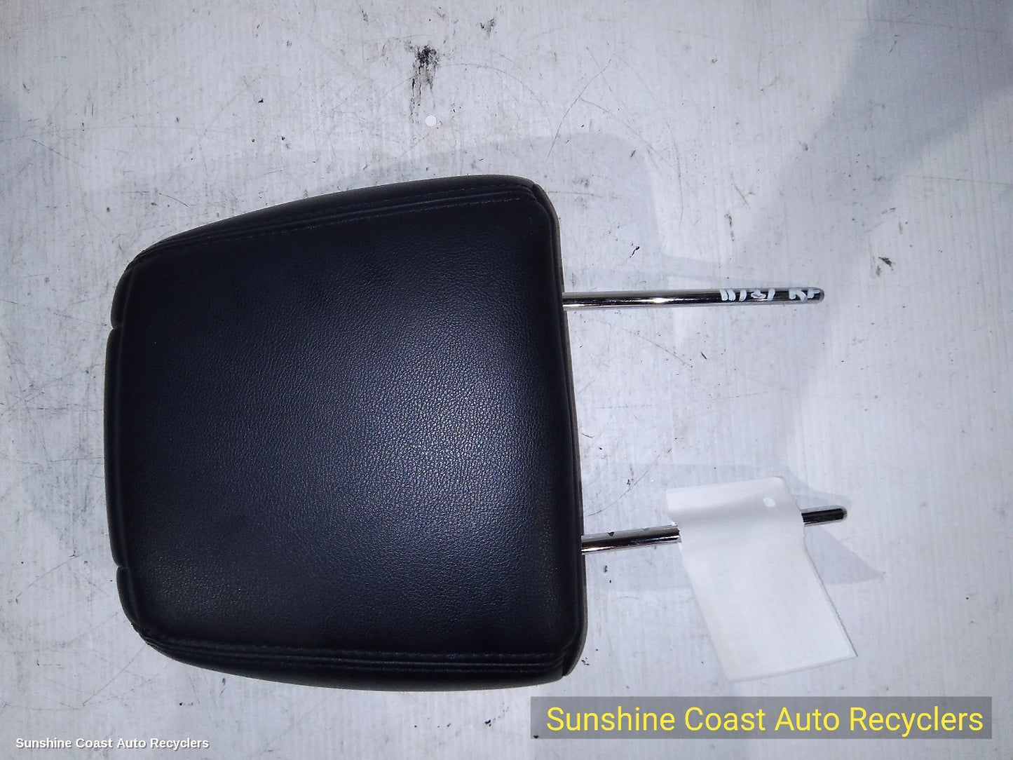 2007 Mitsubishi Pajero Headrest