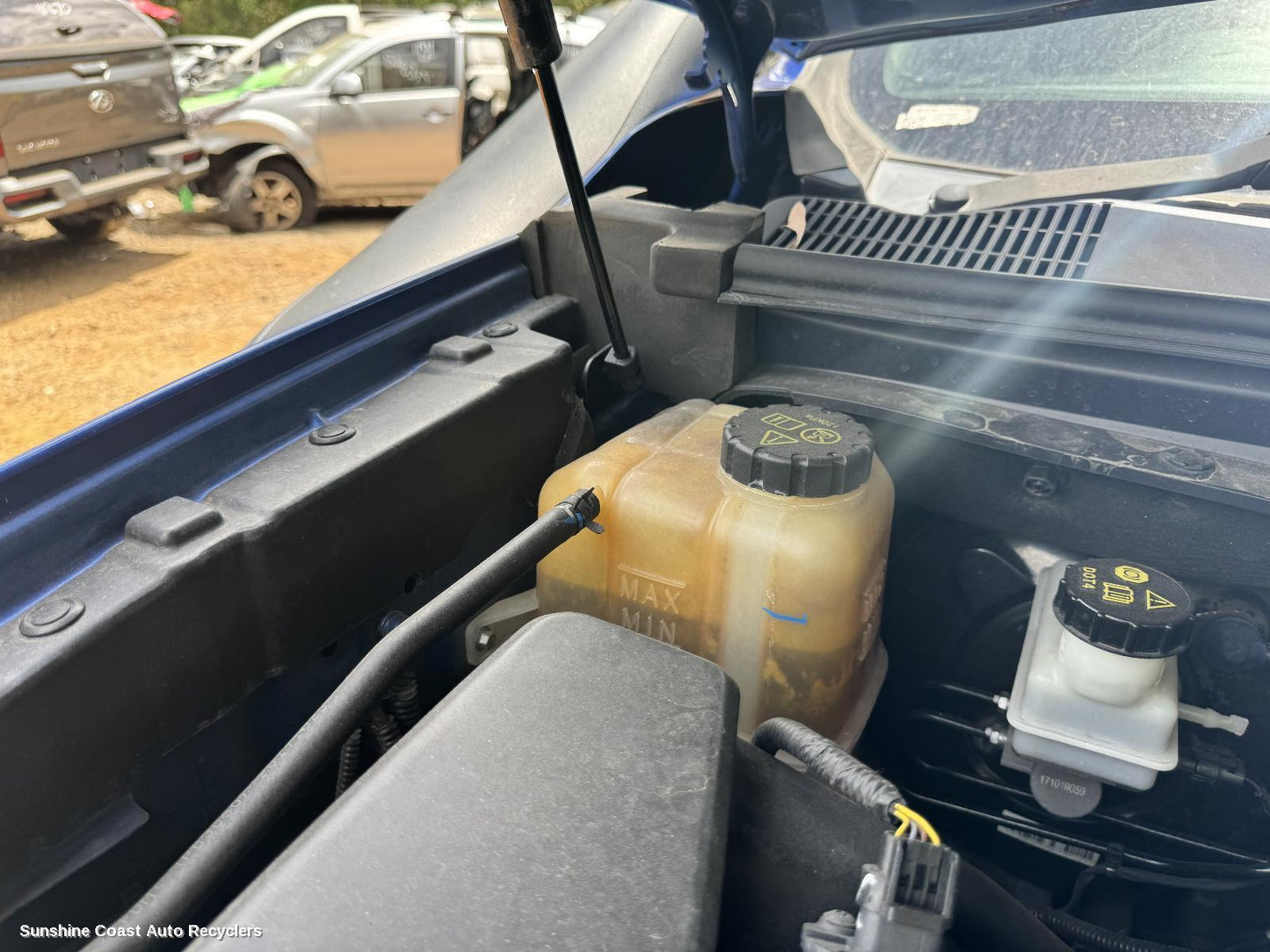 2017-2021 Ldv T60 Overflow Bottle
