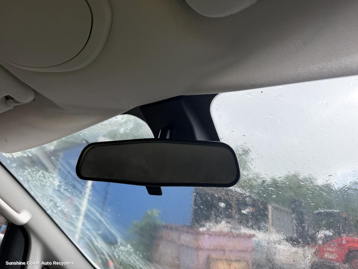 2015-2025 Ldv G10 Interior Mirror