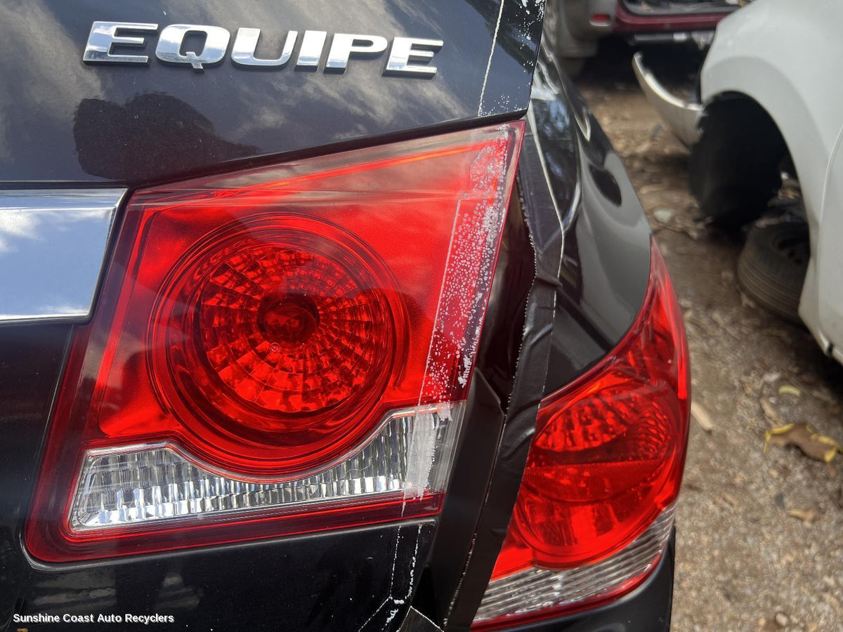 2009-2017 Holden Cruze Rear Garnish