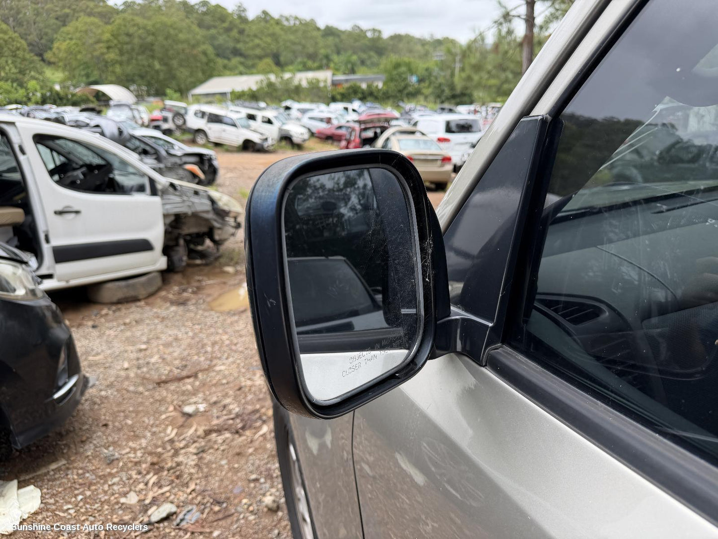 2000-2006 Mitsubishi Pajero Left Door Mirror