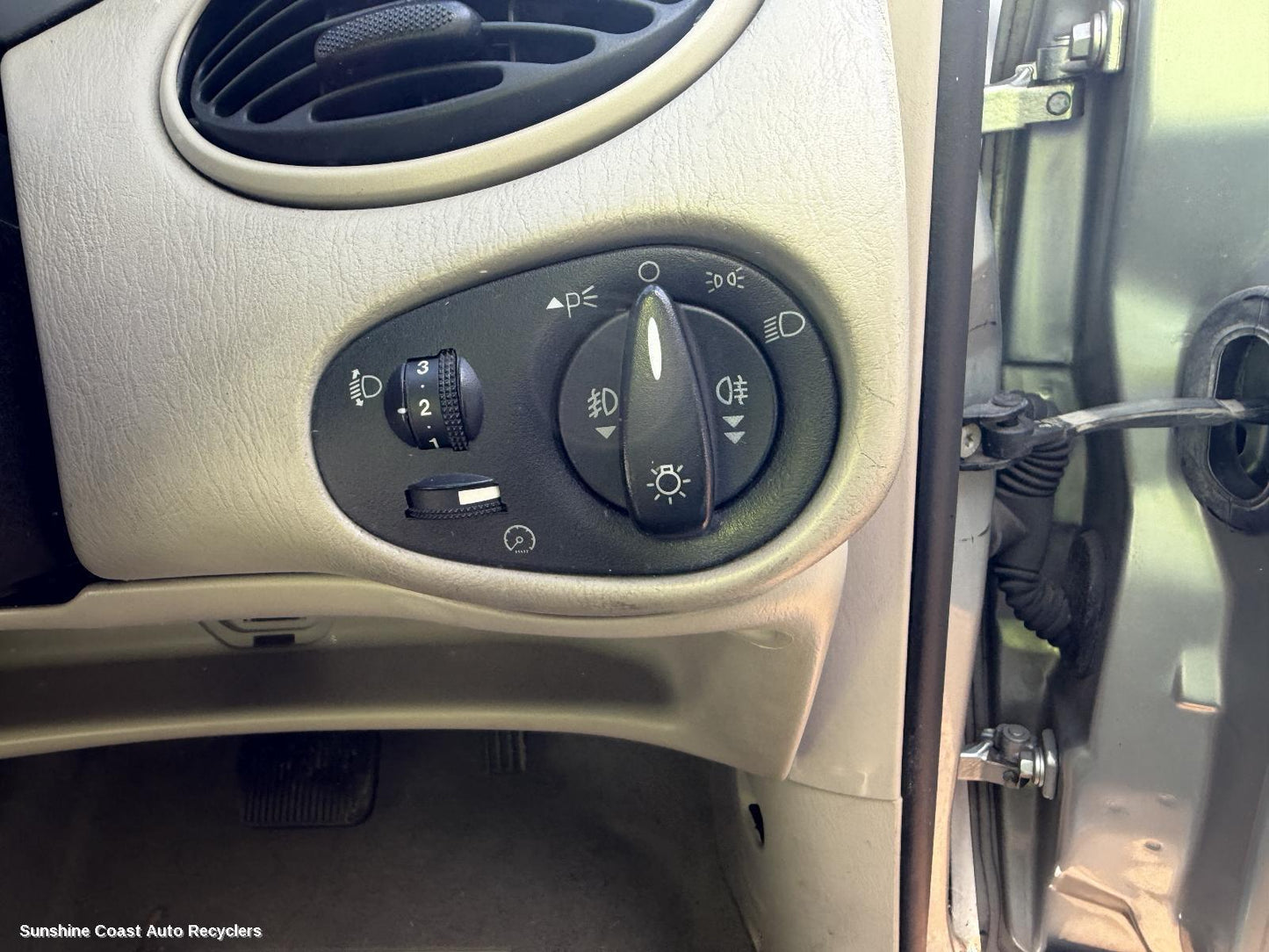 2001-2005 Ford Focus Combination Switch
