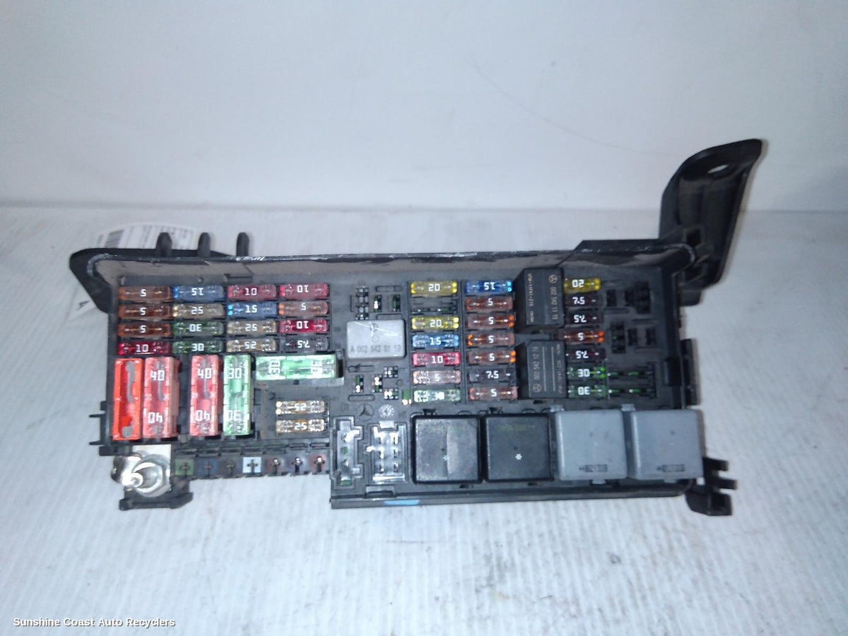 2005-2011 Mercedes M Class Fuse Box