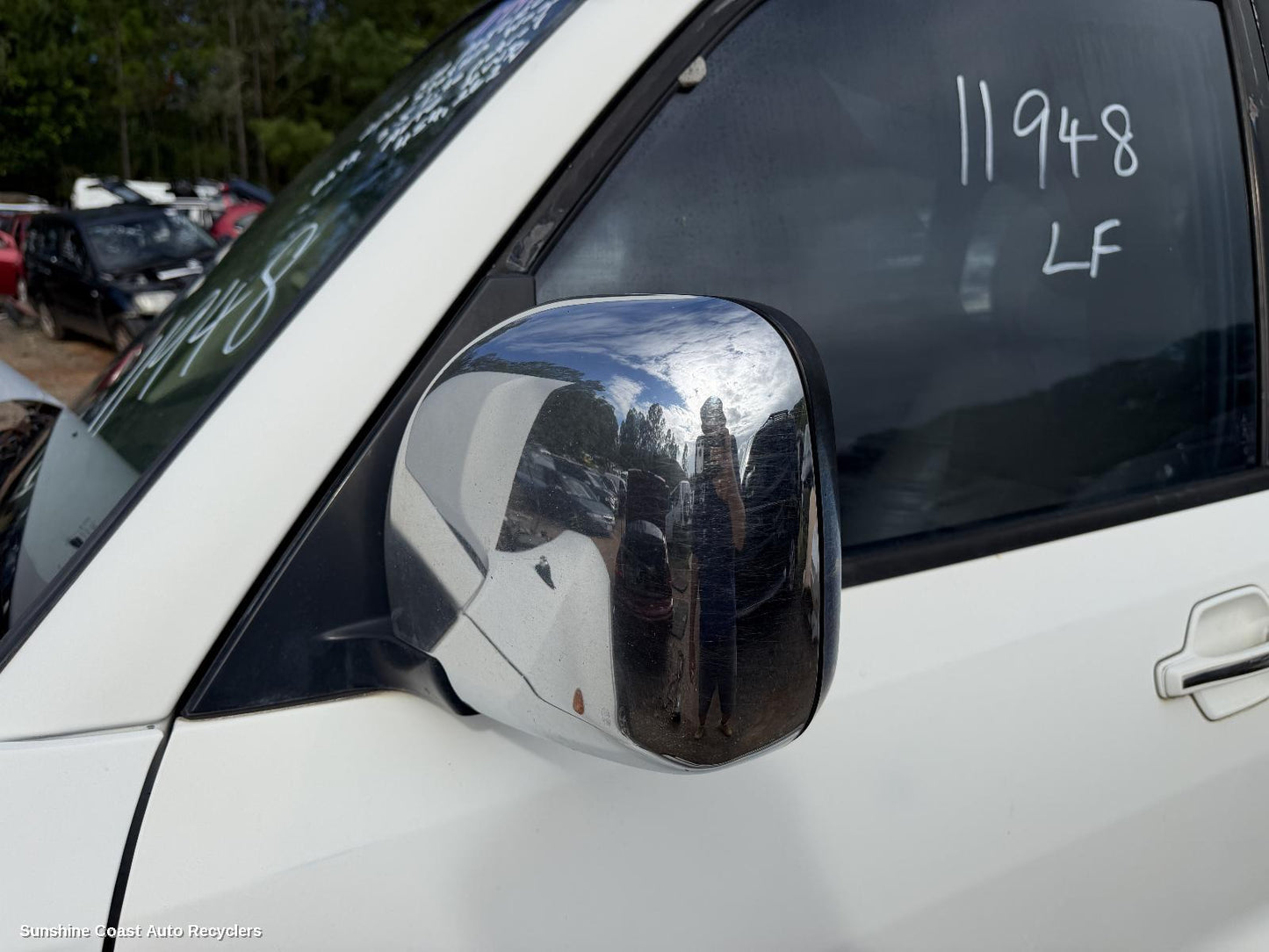 2000-2006 Mitsubishi Pajero Left Door Mirror