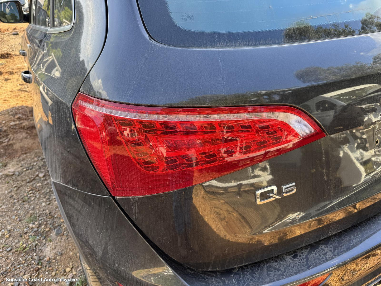 2011 Audi Q5 Left Taillight
