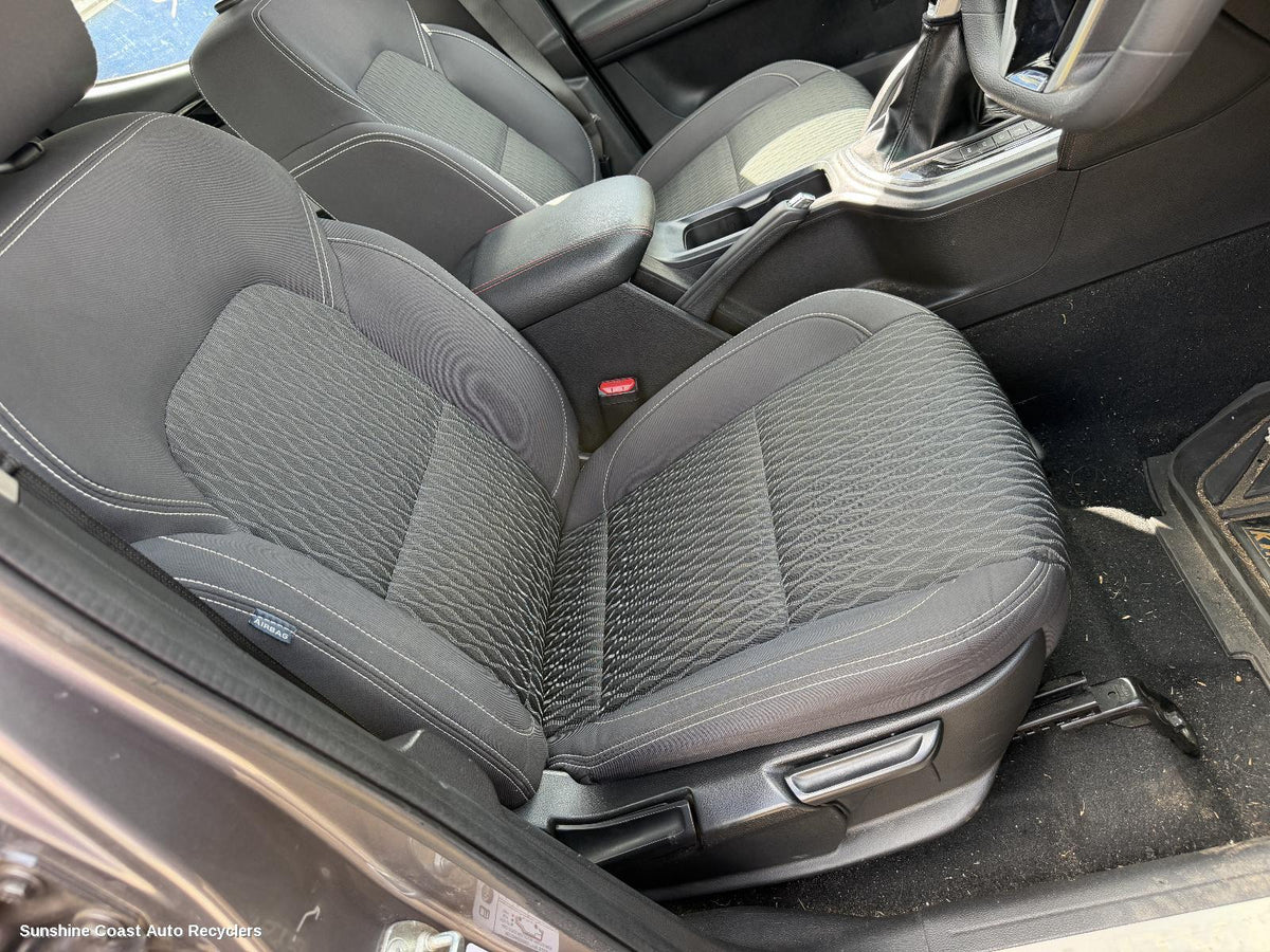 2017-2026 Ldv T60 Front Seat