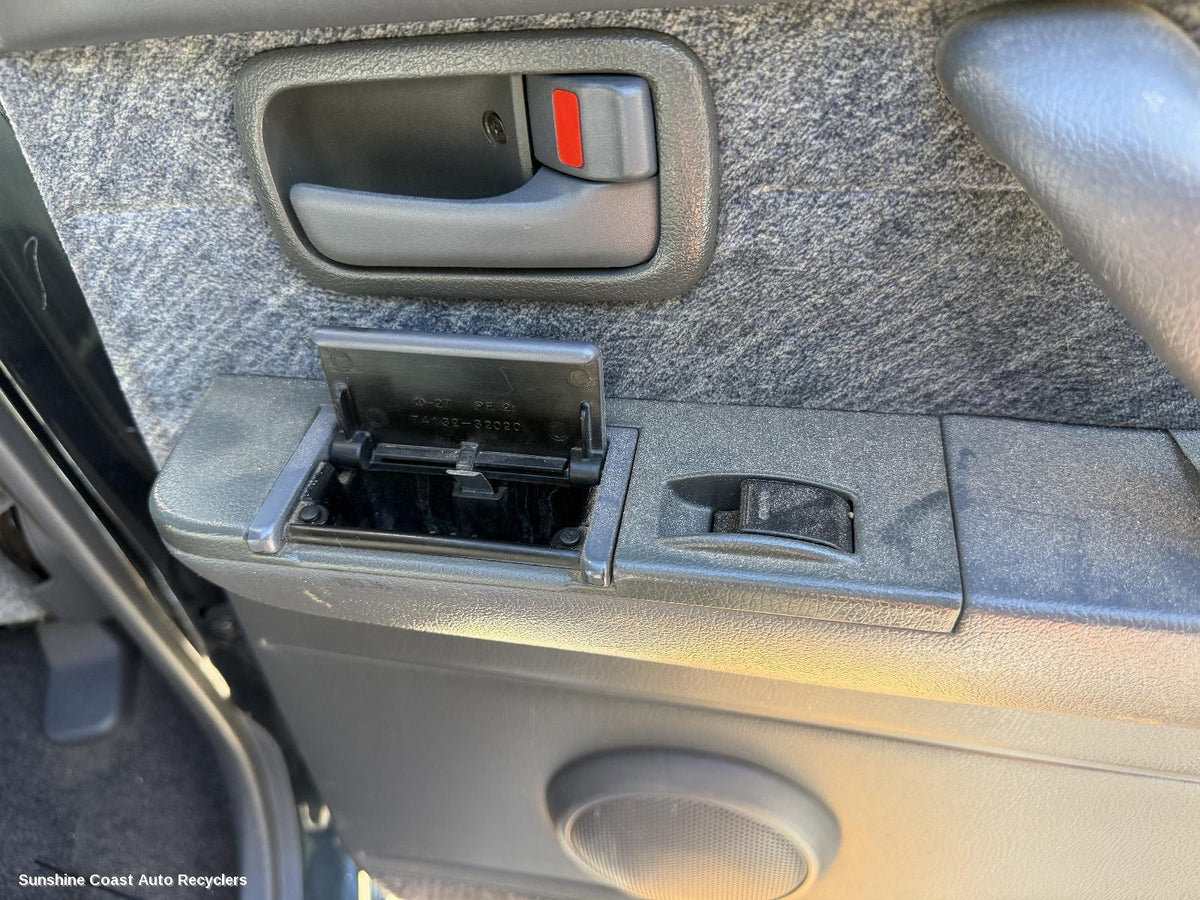 1990-1998 Toyota Landcruiser Ashtray