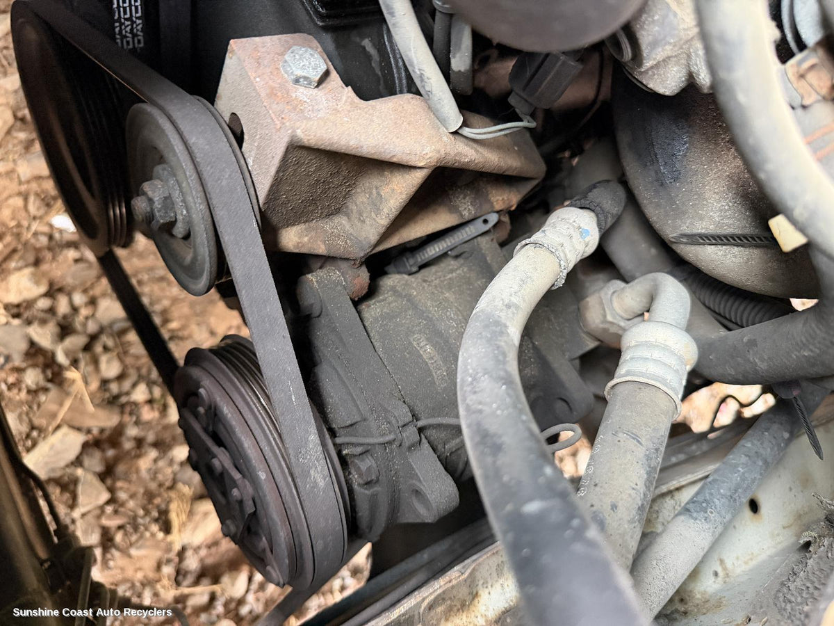 2006-2012 Mitsubishi L300 A C Compressor