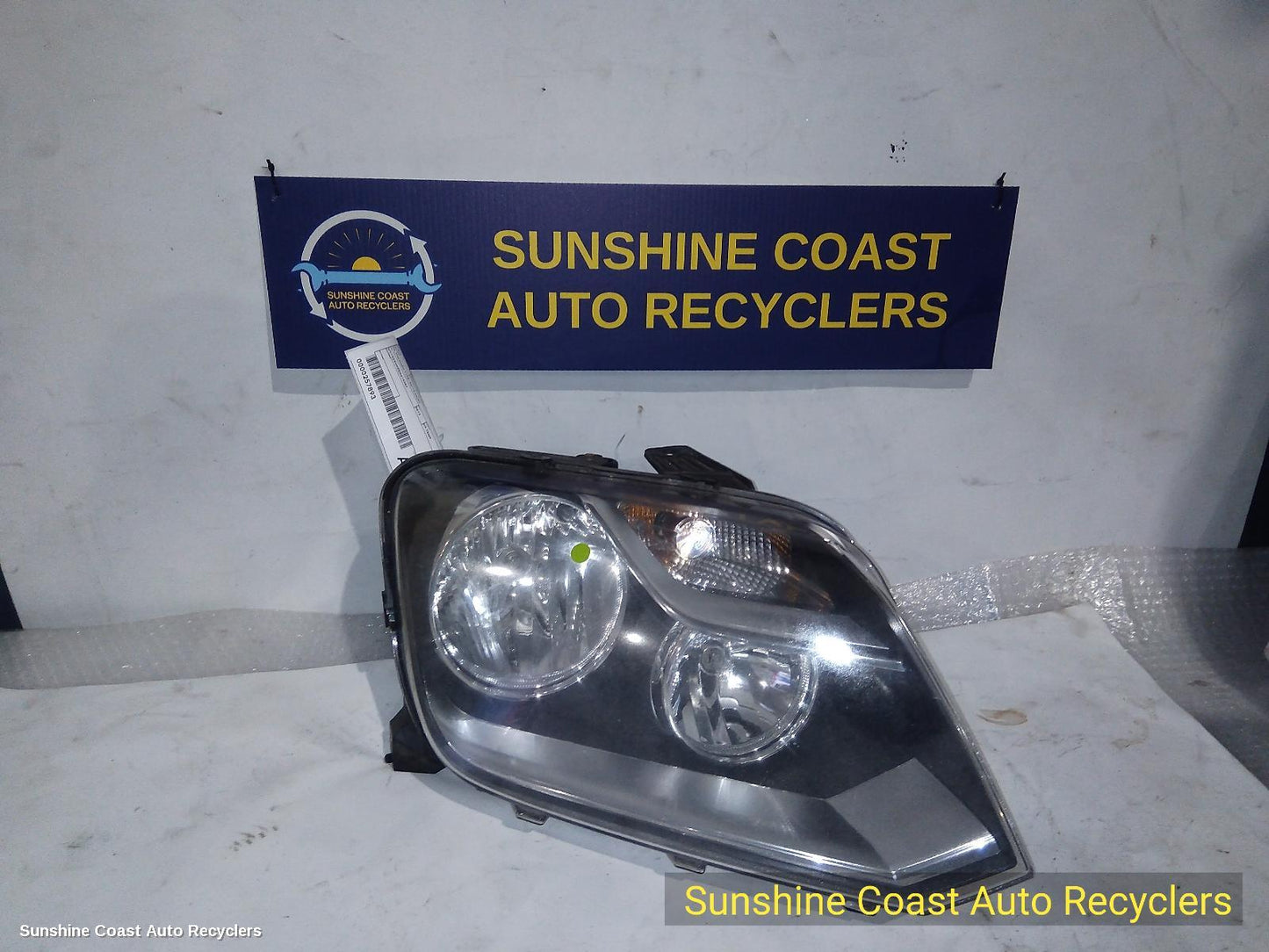 2010-2022 Volkswagen Amarok Right Headlamp