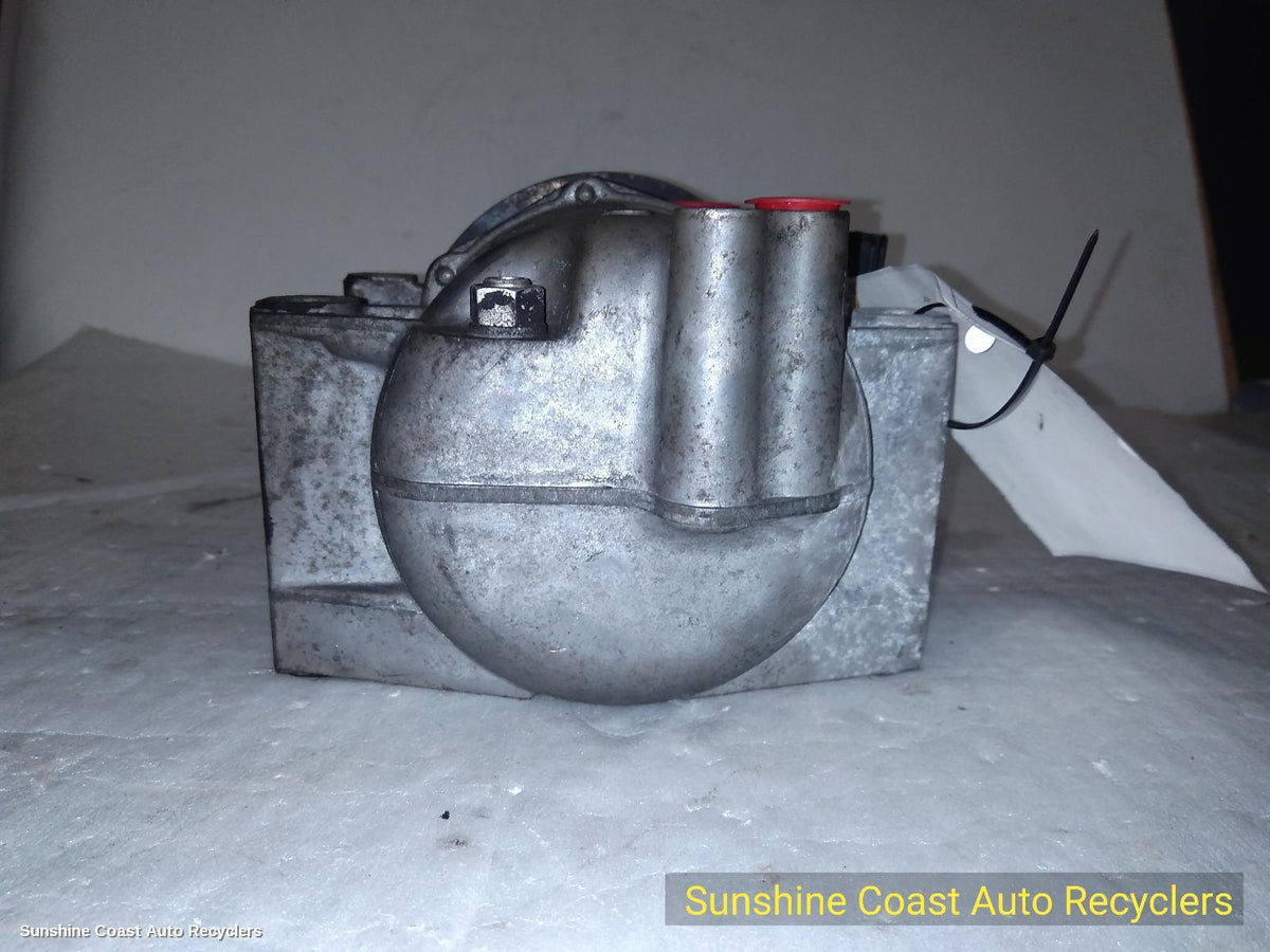2005-2015 Nissan Navara A C Compressor