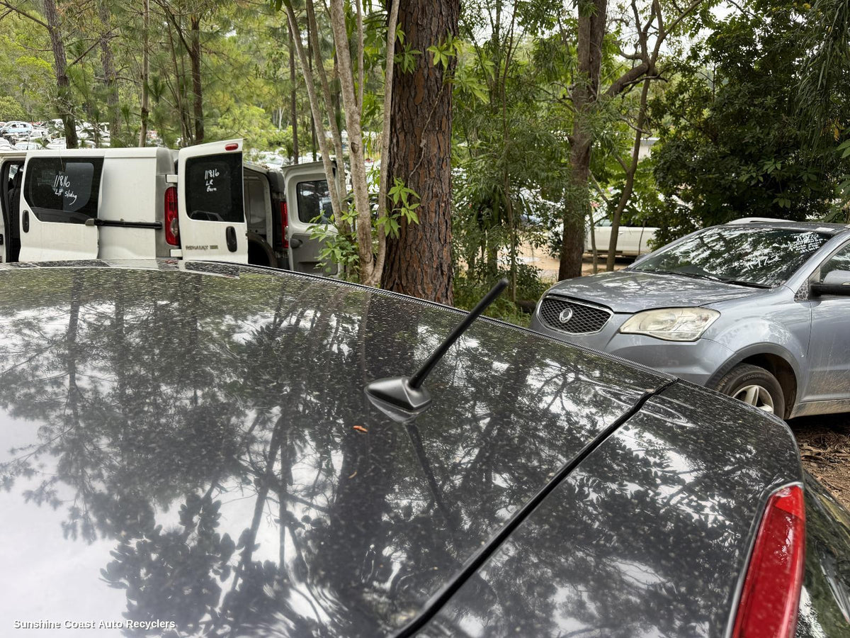 2011-2017 Subaru Impreza Antenna