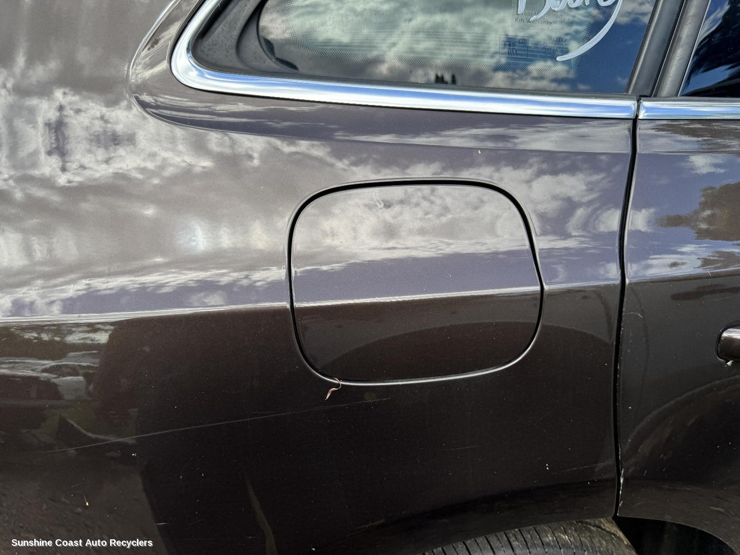 2011 Audi Q5 Fuel Door   Filler